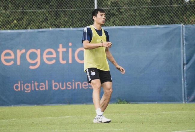 在尤文1-0击败那不勒斯的比赛中，弗拉霍维奇在比赛的尾声阶段被替换下场。